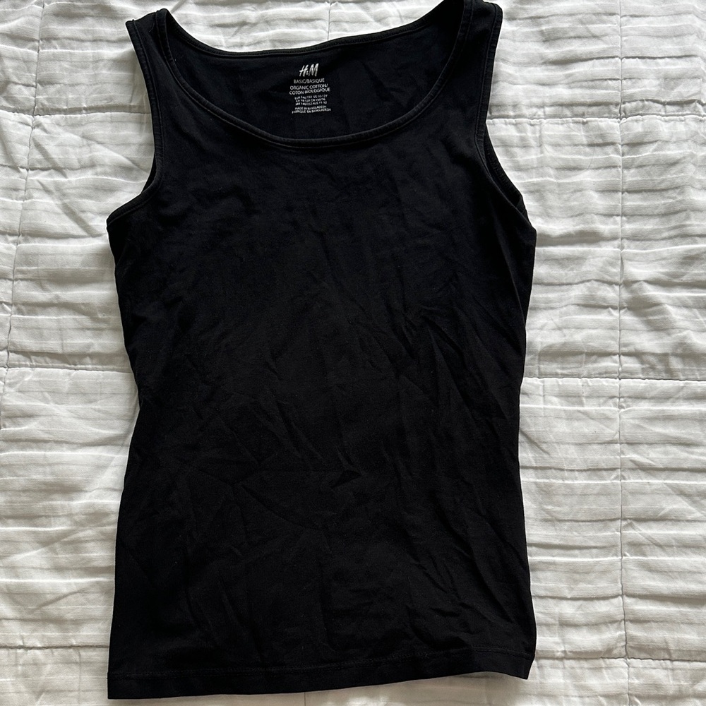 Black Sleeveless basic tank